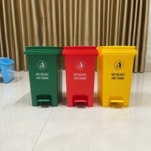 thùng rác nhựa 20L